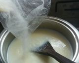 Foto langkah ke 1 dari resep Vla susu simple isian kue sus, pie susu, donat.
