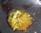 मूली का पराठा(mooli ka paratha recipe in hindi) रेसिपी चरण 2 फोटो