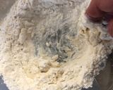 Foto del passaggio 5 della ricetta Gnocchetti acqua e farina, stridoli e luganica