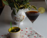 Foto del paso 3 de la receta: Cóctel de vermú con vodka y zumo de guayaba