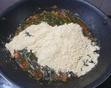 A picture of step 4 of Mooli ki besanvali sabji.