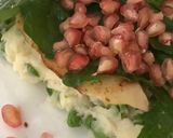 Foto del paso 3 de la receta: Filete de pescado con rúgula y granada