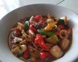 Foto langkah ke 3 dari resep Tumis cumi asin pelangi.