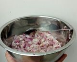 Foto langkah ke 3 dari resep Bawang Goreng Gurih Renyah.