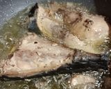 Foto langkah ke 1 dari resep Pecak Ikan Asap Santan khas Pekalongan.