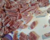 A picture of step 2 of Ham and Eggs with Capers.