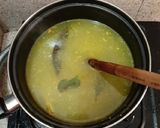 Foto langkah ke 4 dari resep Soto Ayam Kuah Kuning + Sambal Kecap 🍲.