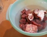 Foto del paso 1 de la receta: Carne deshebrada de res con papas