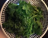 Hình bước làm 1 của món Rau bí xào tỏi
