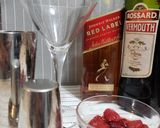 Foto del paso 2 de la receta: Manhattan frutilla 🍸🍓