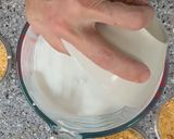 Foto del passaggio 3 della ricetta Crema al Lime e Latte Condensato