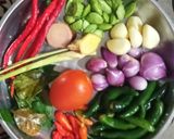 Foto langkah ke 1 dari resep Cumi tongkol cabe ijo endesss.