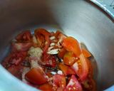 A picture of step 1 of Hot and Sweet Tomato Chilli Garlic Sauce.