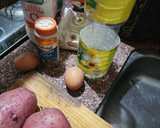 Foto del paso 1 de la receta: Tortilla de cebolla y papas caserita