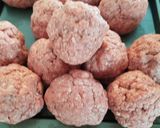 A picture of step 2 of Butter Burgers.