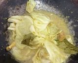 Foto langkah ke 2 dari resep Gulai Ayam Tanpa cabai.