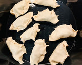 Foto del paso 4 de la receta: 🥟 Gyozas de ternera y verduras en la MCC 🥟