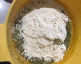 A picture of step 2 of Leftover dal palak thepla.