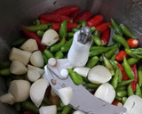 Foto langkah ke 2 dari resep Sambal Goreng Kecombrang Pedass.