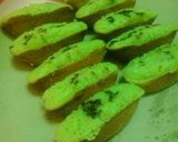 Foto langkah ke 8 dari resep 1. Kue Pukis Pandan.