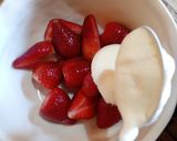 Foto del paso 4 de la receta: Frutillas con Crema🍓