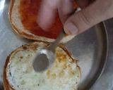 A picture of step 5 of Egg burger.