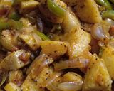 A picture of step 4 of Fried Masala Idli.