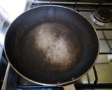 A picture of step 1 of Karanga/peanuts pan dried.