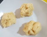 Foto langkah ke 3 dari resep Kue Semprit (3 Bahan).