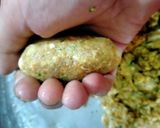 A picture of step 3 of Muthiya kabab.
