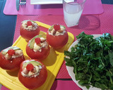 Foto del paso 4 de la receta: 🍅Tomates rellenos ricota y atún, toque marraschino y almendras