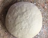 Foto del paso 4 de la receta: Tortilla montada sobre torta de pan casera (ideal para picnic 🧺)