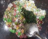 A picture of step 2 of Pan mukhwas.