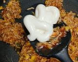 A picture of step 5 of Chicken cheese corn crunchy box.
