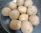 A picture of step 1 of Baby Potatoes Amritsar subji.