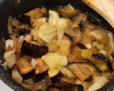 Foto del paso 7 de la receta: Albóndigas de carrillera ibérica en salsa de queso, berenjena y calabacín