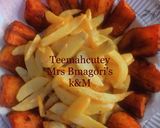 A picture of step 2 of Fried chips with plantain.