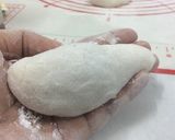 Hình bước làm 9 của món Mochi Hải Cẩu