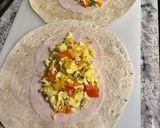 Foto langkah ke 2 dari resep Egg Wrap (Breakfast or Lunch).