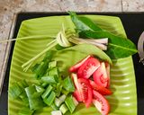 Foto langkah ke 3 dari resep Sop Ikan Kembung Segar (Tidak Amis).