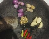 Foto langkah ke 2 dari resep Sayur Daun Singkong Bumbu Gulai.