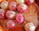 Foto del paso 2 de la receta: Ensalada de salmón ahumado y uvas asadas