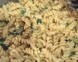 Foto del paso 5 de la receta: Fideos con salsa cheddar