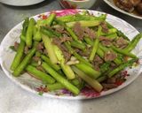 Hình bước làm 3 của món Măng tây xào thịt bò