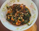 A picture of step 3 of Lasooni palak.