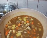 Foto langkah ke 4 dari resep Japanese Chicken Curry.