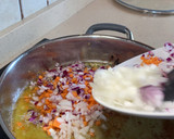 Foto del paso 4 de la receta: Muslos de pollo en salsa
