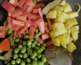 वेज बिर्याणी (veg biryani recipe in marathi) रेसिपी स्टेप 3 फोटो 