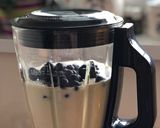Banános smoothie almával és áfonyával recept fázis 3 fotója