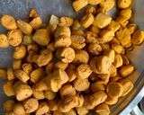 A picture of step 4 of Besan gatte.